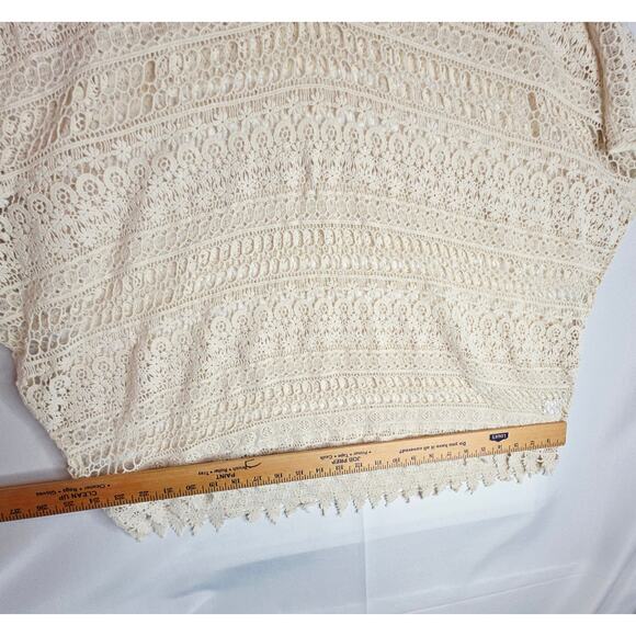 Cabi‎ Lace XS poncho. Delicate. Romantic. Beach wear. Swimcover. Coastal  Cruise - Picture 12 of 12